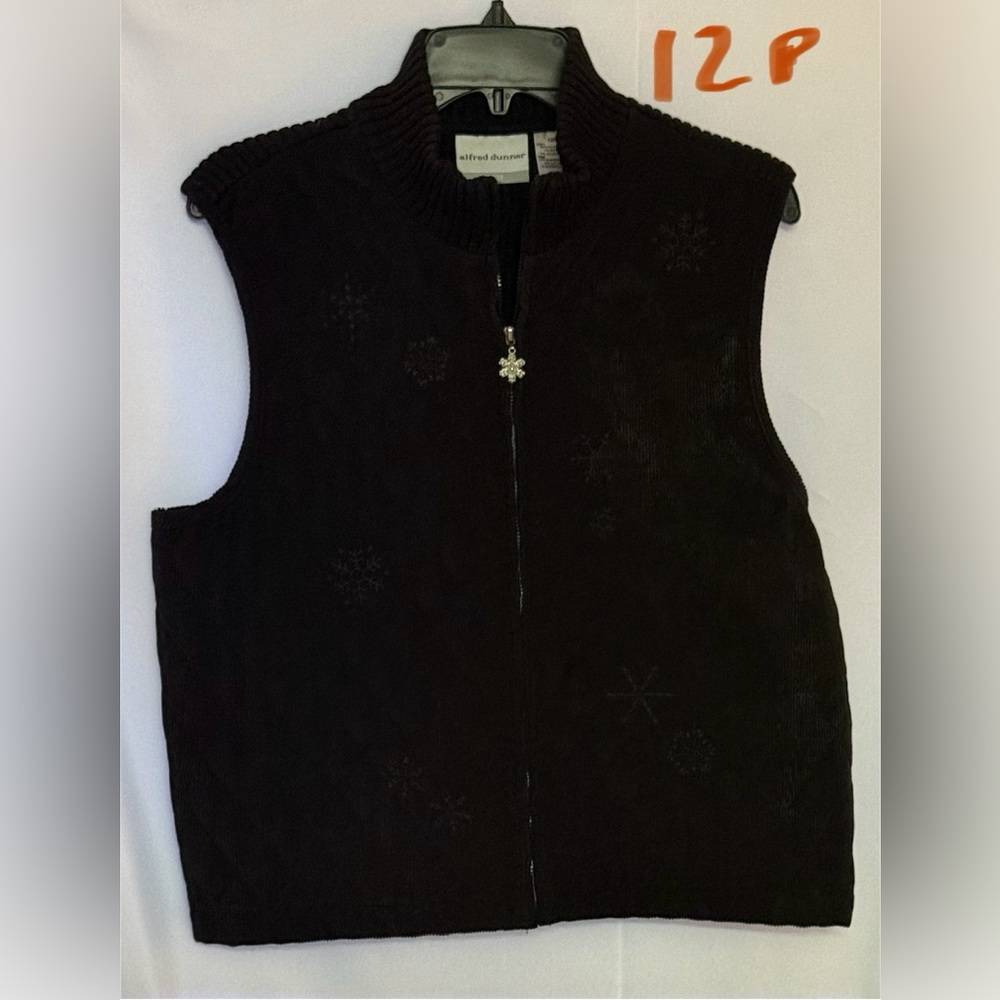 Alfred Dunner Black Quilted Vest